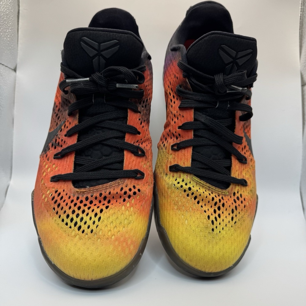 Size 10 Nike Kobe 11 Sunset 2016 836183-805  (USED & Original Box)